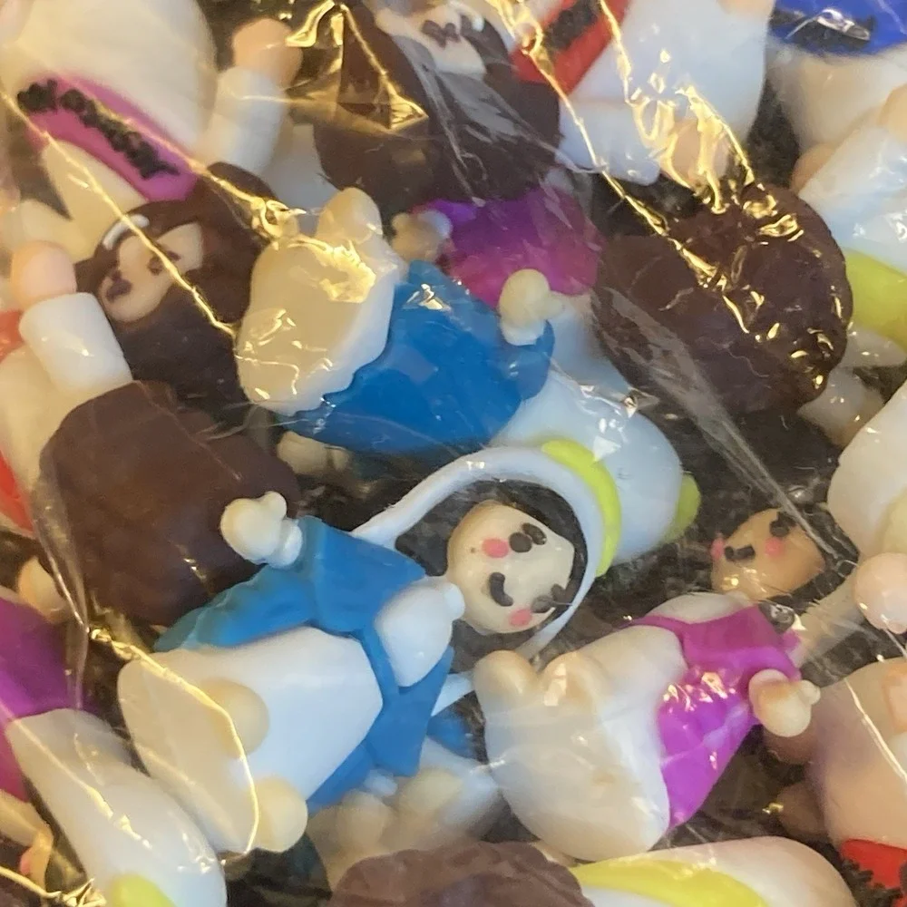 Jesus & Mary Figures‎ Lot of 40 Mini Multi-Color Party Favor 1.5